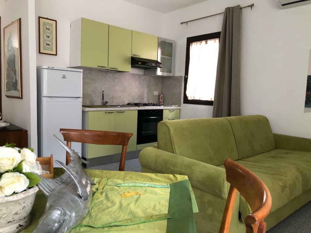 Bilocale Milu - Milu Holidays La Maddalena  Buitenkant foto